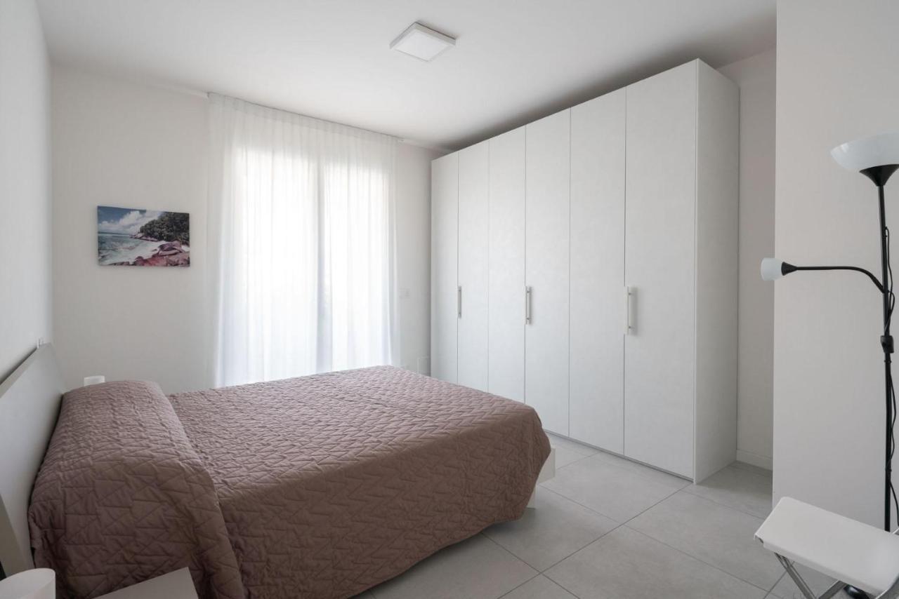 Immobiliare Jvl - Vm2 Apartment ลิโดดิเยโซโล ภายนอก รูปภาพ