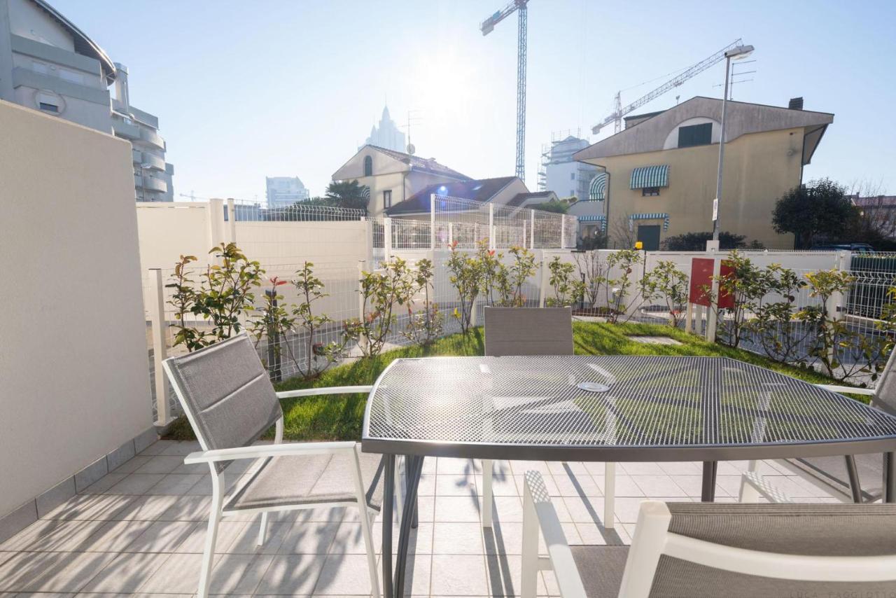 Immobiliare Jvl - Vm2 Apartment ลิโดดิเยโซโล ภายนอก รูปภาพ