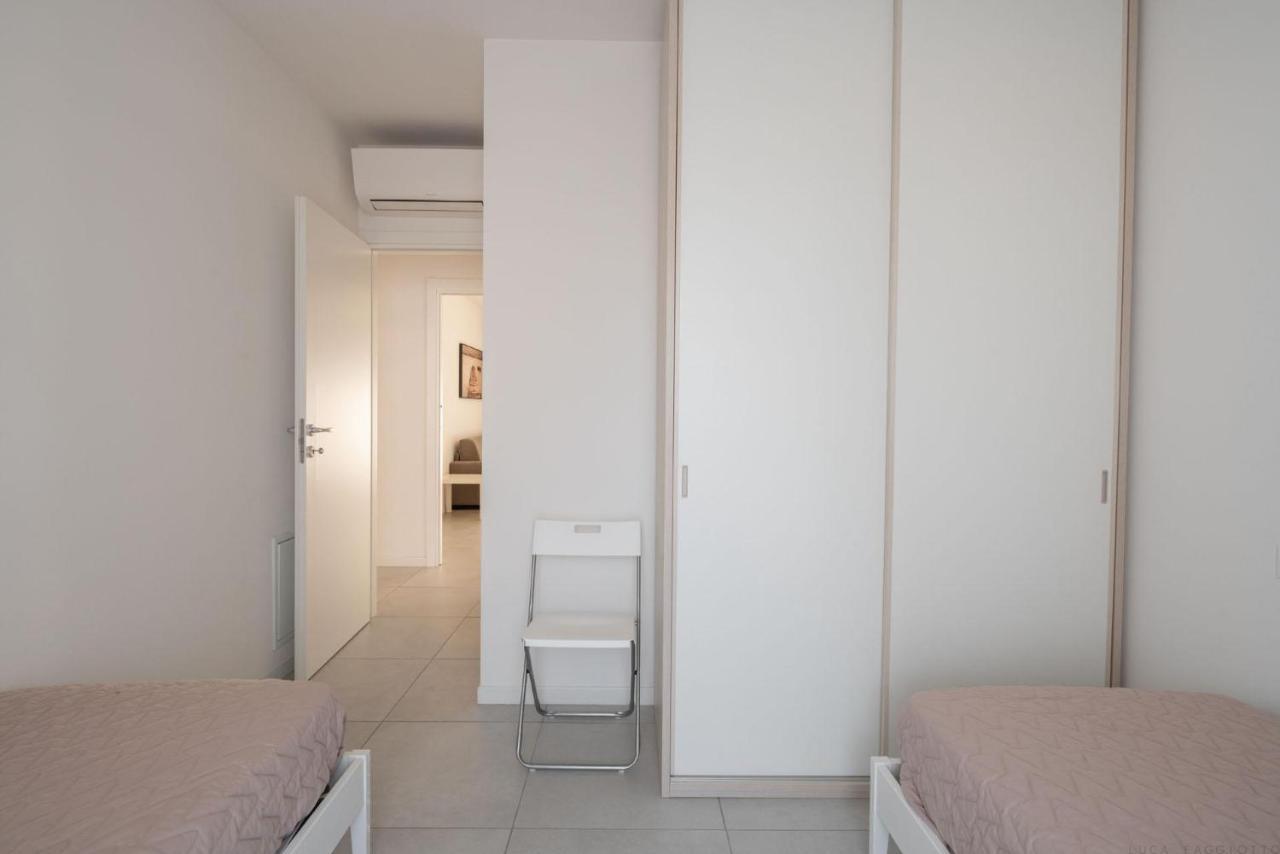 Immobiliare Jvl - Vm2 Apartment ลิโดดิเยโซโล ภายนอก รูปภาพ