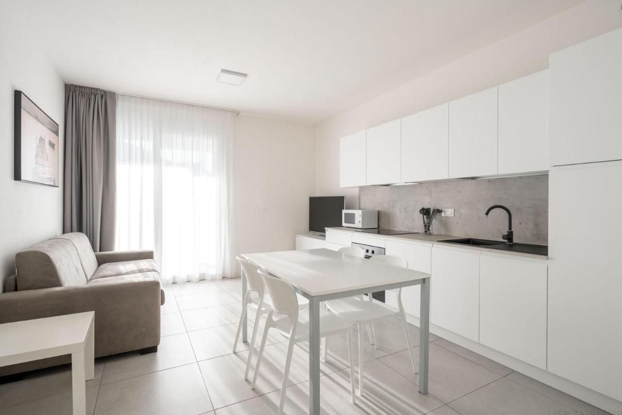 Immobiliare Jvl - Vm2 Apartment ลิโดดิเยโซโล ภายนอก รูปภาพ
