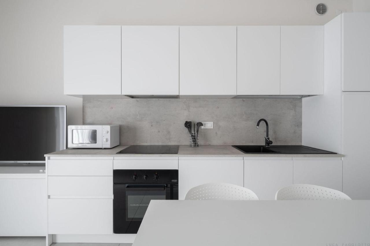 Immobiliare Jvl - Vm2 Apartment ลิโดดิเยโซโล ภายนอก รูปภาพ