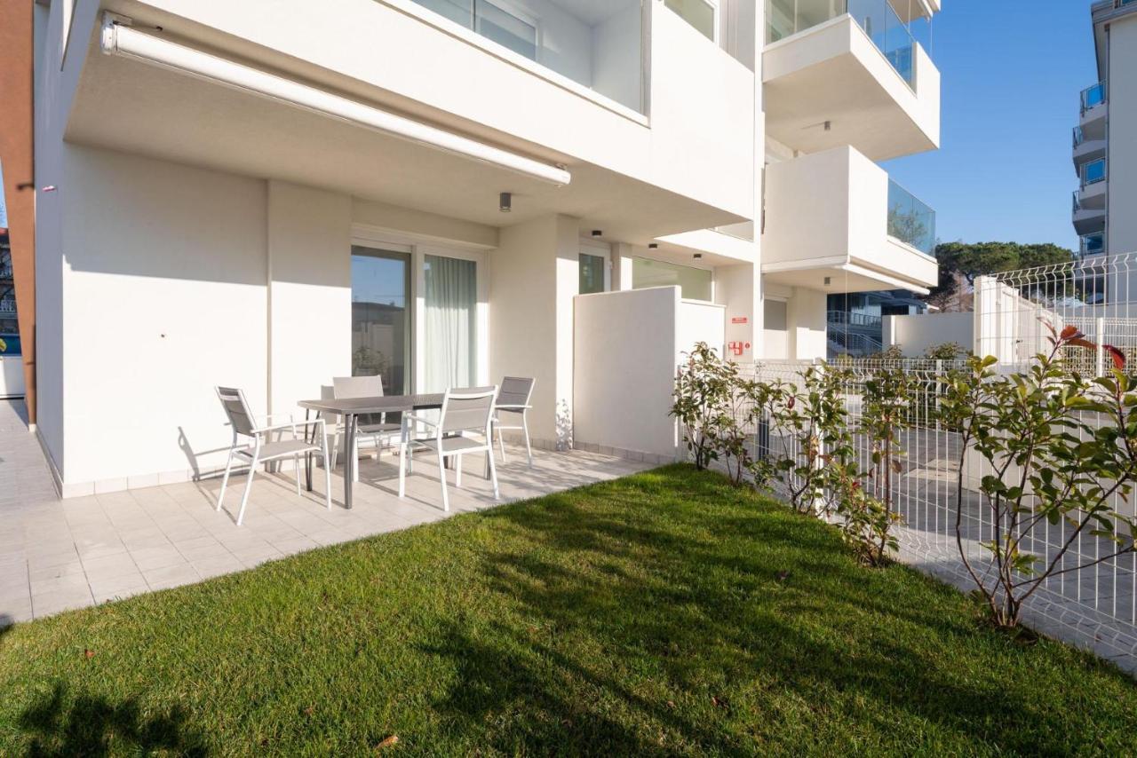 Immobiliare Jvl - Vm2 Apartment ลิโดดิเยโซโล ภายนอก รูปภาพ